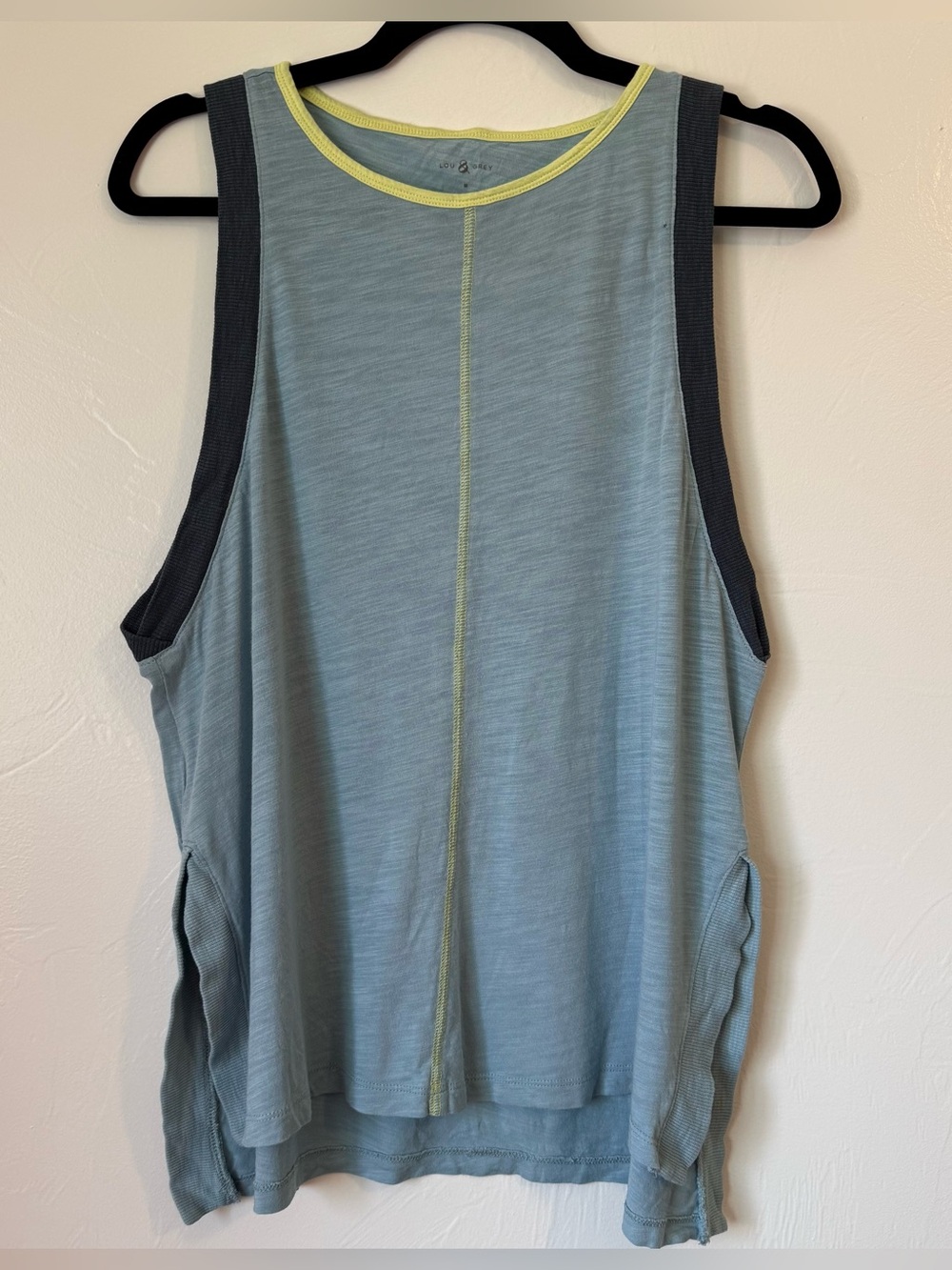 Women’s Lou & Grey Flowy High-Low Style Tank Top Size Medium Blue